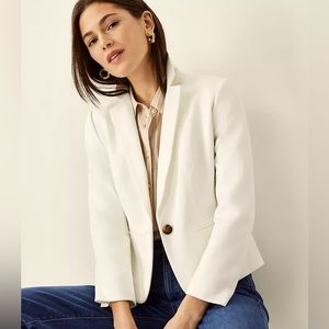 Ann Taylor, Petite Newberry Blazer, knit twill, good buttons, women's size 4